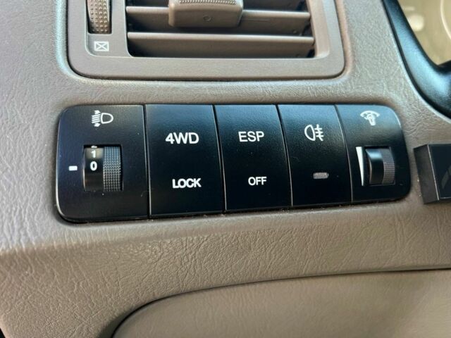 Зелений Хендай Туксон, об'ємом двигуна 2.7 л та пробігом 250 тис. км за 7900 $, фото 8 на Automoto.ua