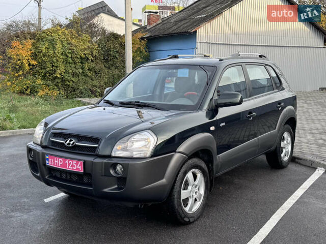 Хендай Туксон 2006 в Полтаве на Automoto.ua Зеленый Хендай Туксон, объемом двигателя 2 л и пробегом 221 тыс. км за 8299 $, фото 12 на Automoto.ua