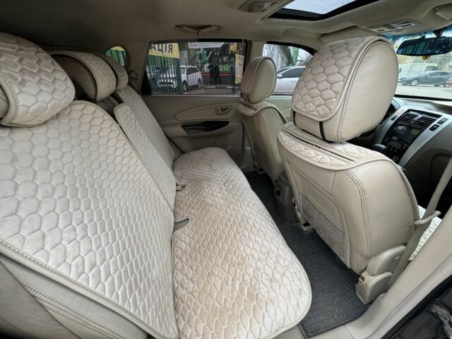 Зеленый Хендай Туксон, объемом двигателя 2.7 л и пробегом 250 тыс. км за 7850 $, фото 10 на Automoto.ua