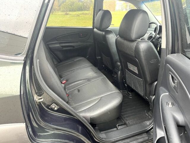 Хендай Туксон 2006 в Софиевке на Automoto.ua Зеленый Хендай Туксон, объемом двигателя 2 л и пробегом 280 тыс. км за 4300 $, фото 7 на Automoto.ua