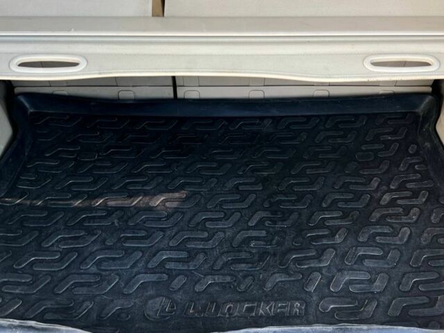 Зелений Хендай Туксон, об'ємом двигуна 2.7 л та пробігом 250 тис. км за 7900 $, фото 16 на Automoto.ua