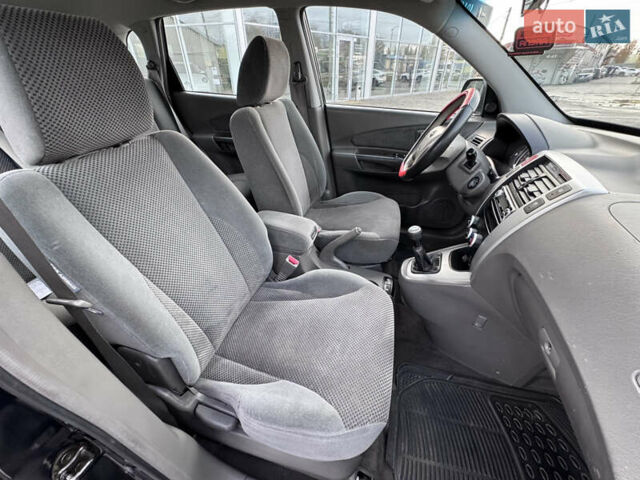 Хендай Туксон 2006 в Полтаве на Automoto.ua Зеленый Хендай Туксон, объемом двигателя 2 л и пробегом 221 тыс. км за 8299 $, фото 23 на Automoto.ua