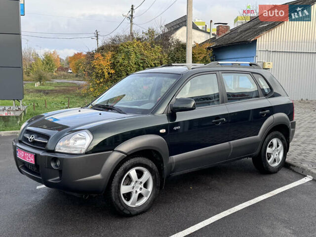 Зеленый Хендай Туксон, объемом двигателя 2 л и пробегом 221 тыс. км за 8199 $, фото 11 на Automoto.ua