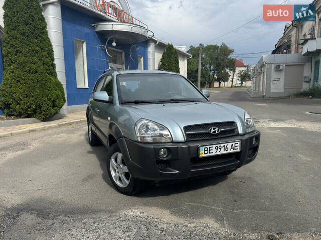 Хендай Туксон 2006 в Николаеве на Automoto.ua Зеленый Хендай Туксон, объемом двигателя 1.98 л и пробегом 234 тыс. км за 7700 $, фото 2 на Automoto.ua