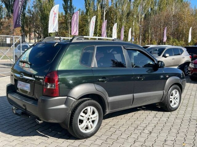 Хендай Туксон 2006 в Кривом Роге на Automoto.ua Зеленый Хендай Туксон, объемом двигателя 2.7 л и пробегом 250 тыс. км за 7900 $, фото 5 на Automoto.ua