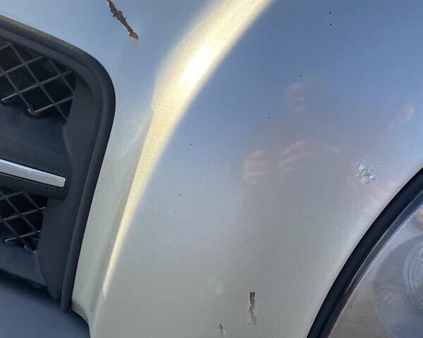 Зелений Хендай Туксон, об'ємом двигуна 1.98 л та пробігом 330 тис. км за 7000 $, фото 28 на Automoto.ua