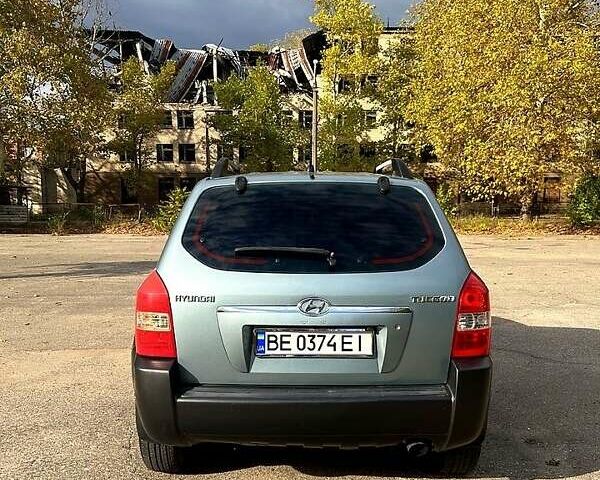 Хендай Туксон 2006 в Николаеве на Automoto.ua Зеленый Хендай Туксон, объемом двигателя 2 л и пробегом 270 тыс. км за 7500 $, фото 4 на Automoto.ua