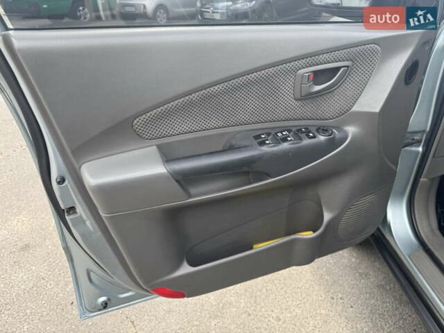 Хендай Туксон 2006 в Николаеве на Automoto.ua Зеленый Хендай Туксон, объемом двигателя 1.98 л и пробегом 234 тыс. км за 7700 $, фото 9 на Automoto.ua