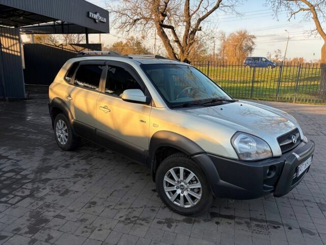 Зелений Хендай Туксон, об'ємом двигуна 2.7 л та пробігом 199 тис. км за 8000 $, фото 4 на Automoto.ua