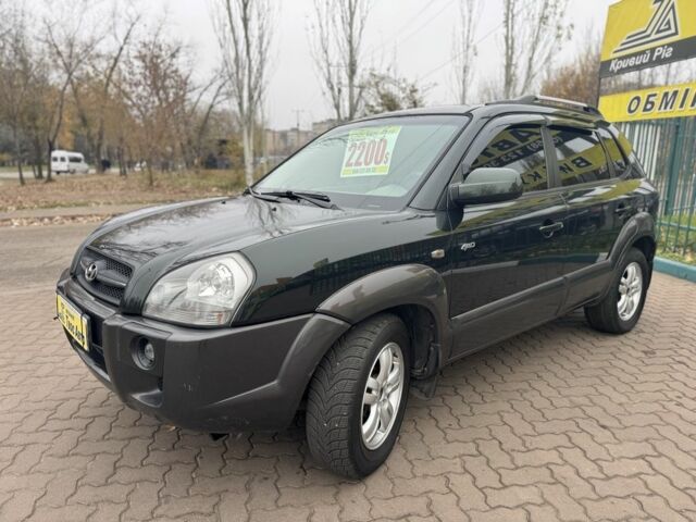 Зеленый Хендай Туксон, объемом двигателя 2.7 л и пробегом 250 тыс. км за 7850 $, фото 2 на Automoto.ua