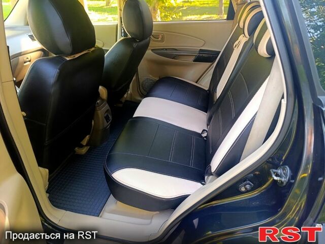 Зеленый Хендай Туксон, объемом двигателя 2 л и пробегом 210 тыс. км за 7699 $, фото 9 на Automoto.ua