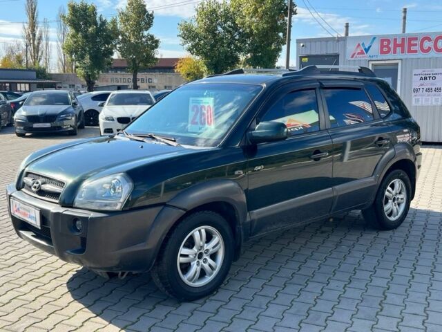 Зелений Хендай Туксон, об'ємом двигуна 2.7 л та пробігом 250 тис. км за 7900 $, фото 1 на Automoto.ua