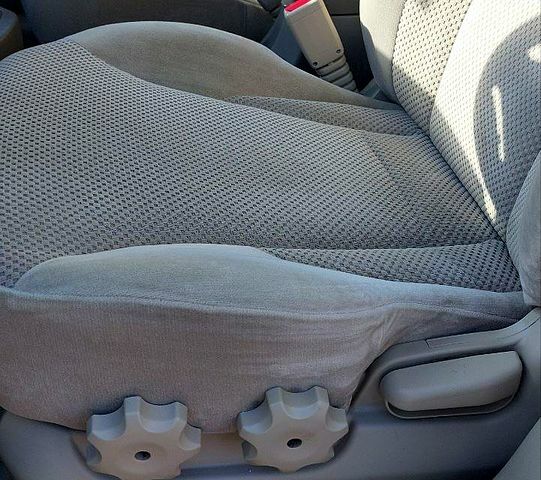 Зелений Хендай Туксон, об'ємом двигуна 2 л та пробігом 137 тис. км за 8500 $, фото 11 на Automoto.ua