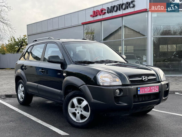 Хендай Туксон 2006 в Полтаве на Automoto.ua Зеленый Хендай Туксон, объемом двигателя 2 л и пробегом 221 тыс. км за 8299 $, фото 1 на Automoto.ua