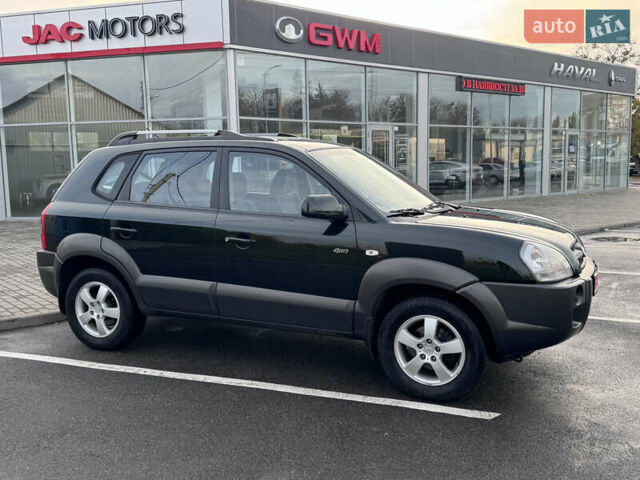 Зеленый Хендай Туксон, объемом двигателя 2 л и пробегом 221 тыс. км за 8199 $, фото 4 на Automoto.ua