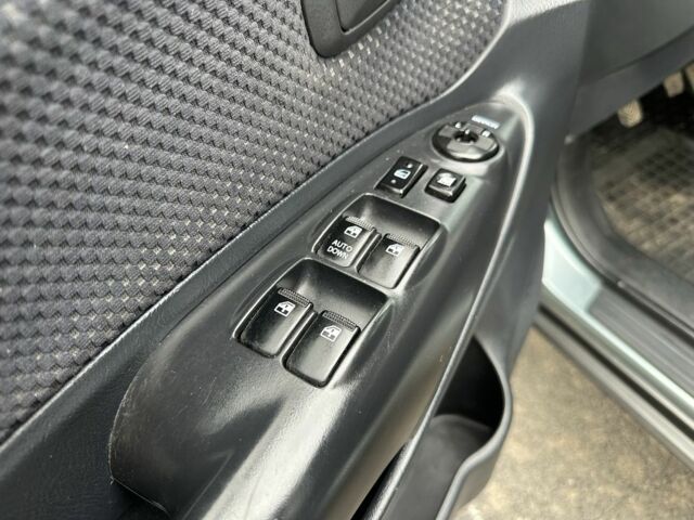 Зеленый Хендай Туксон, объемом двигателя 2 л и пробегом 190 тыс. км за 6150 $, фото 6 на Automoto.ua