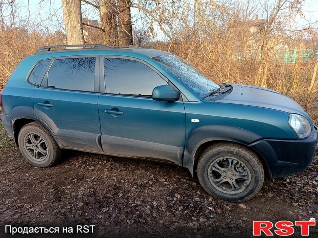 Хендай Туксон 2007 в Сумах на Automoto.ua Зеленый Хендай Туксон, объемом двигателя 2 л и пробегом 250 тыс. км за 6200 $, фото 3 на Automoto.ua