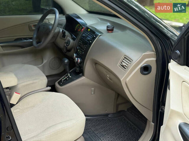 Хендай Туксон 2007 в Одессе на Automoto.ua Зеленый Хендай Туксон, объемом двигателя 1.98 л и пробегом 180 тыс. км за 6700 $, фото 21 на Automoto.ua