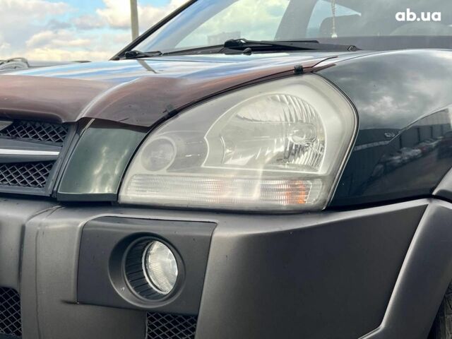 Зеленый Хендай Туксон, объемом двигателя 2 л и пробегом 223 тыс. км за 8540 $, фото 12 на Automoto.ua