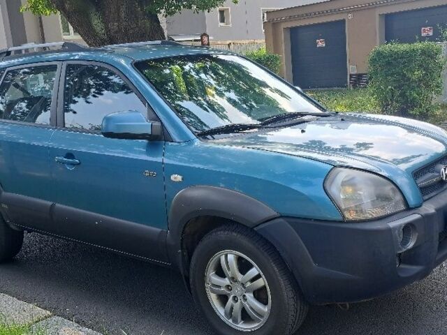 Зеленый Хендай Туксон, объемом двигателя 0 л и пробегом 250 тыс. км за 4000 $, фото 2 на Automoto.ua