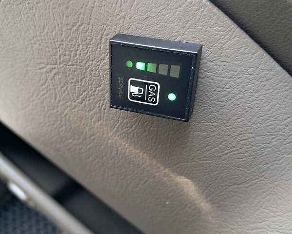 Зеленый Хендай Туксон, объемом двигателя 1.98 л и пробегом 280 тыс. км за 7200 $, фото 29 на Automoto.ua