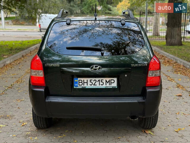 Хендай Туксон 2007 в Одессе на Automoto.ua Зеленый Хендай Туксон, объемом двигателя 1.98 л и пробегом 180 тыс. км за 6700 $, фото 12 на Automoto.ua