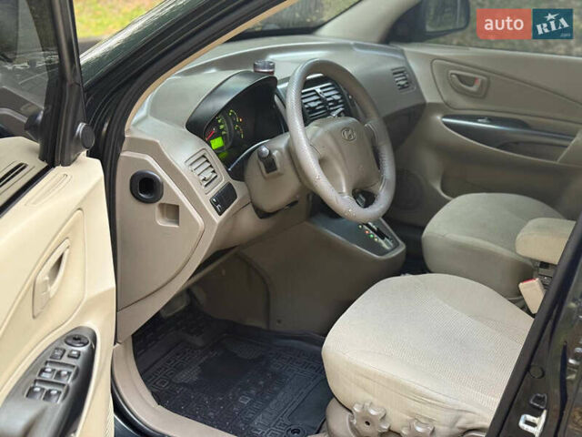Хендай Туксон 2007 в Одессе на Automoto.ua Зеленый Хендай Туксон, объемом двигателя 1.98 л и пробегом 180 тыс. км за 6700 $, фото 17 на Automoto.ua