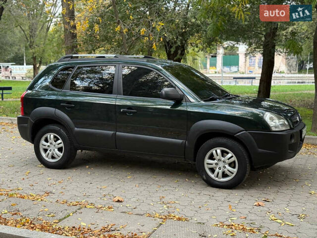 Хендай Туксон 2007 в Одессе на Automoto.ua Зеленый Хендай Туксон, объемом двигателя 1.98 л и пробегом 180 тыс. км за 6700 $, фото 6 на Automoto.ua