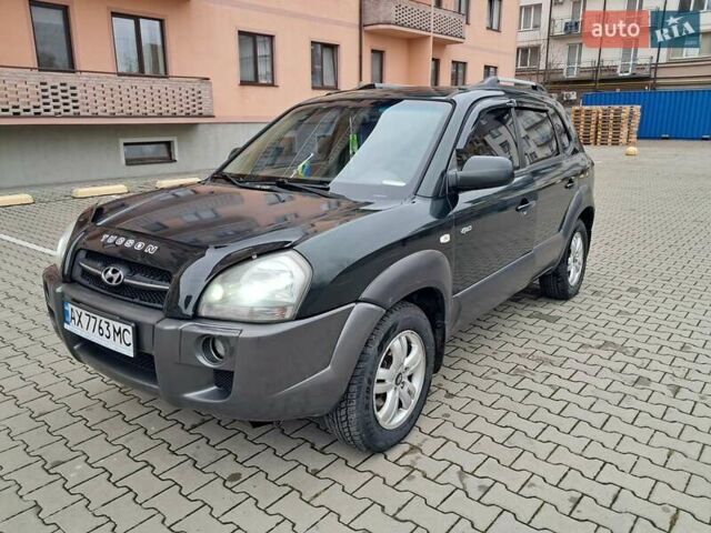Зеленый Хендай Туксон, объемом двигателя 1.98 л и пробегом 280 тыс. км за 7200 $, фото 32 на Automoto.ua