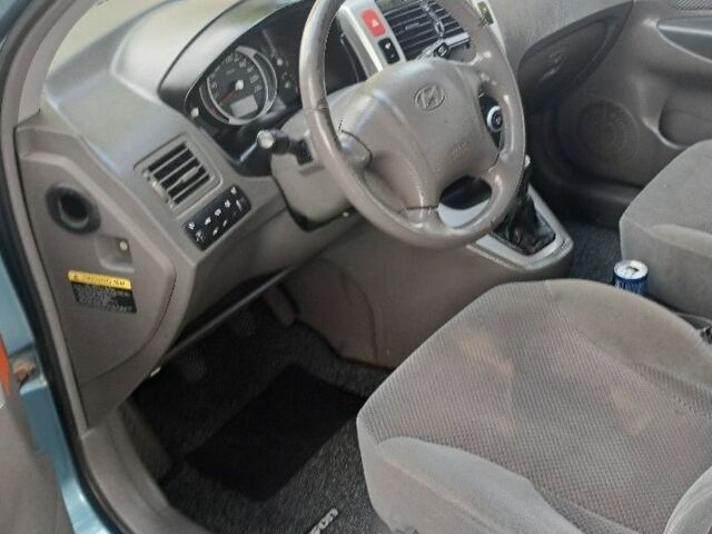 Зеленый Хендай Туксон, объемом двигателя 0 л и пробегом 250 тыс. км за 4000 $, фото 9 на Automoto.ua