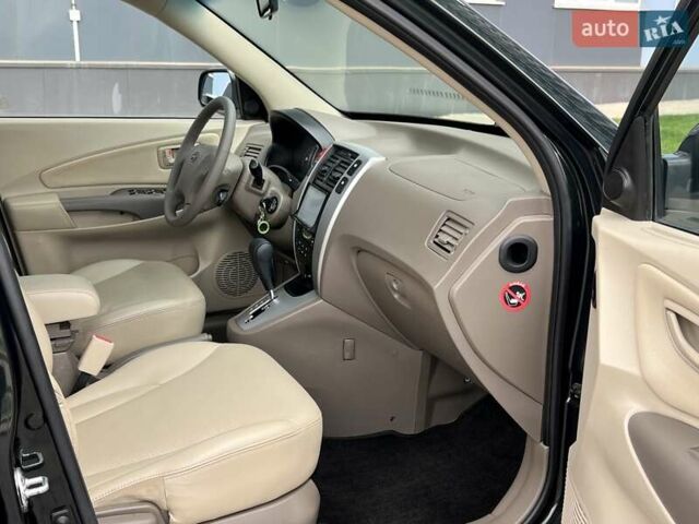 Зеленый Хендай Туксон, объемом двигателя 2 л и пробегом 82 тыс. км за 9950 $, фото 32 на Automoto.ua