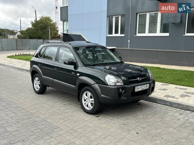 Зеленый Хендай Туксон, объемом двигателя 2 л и пробегом 82 тыс. км за 9950 $, фото 34 на Automoto.ua