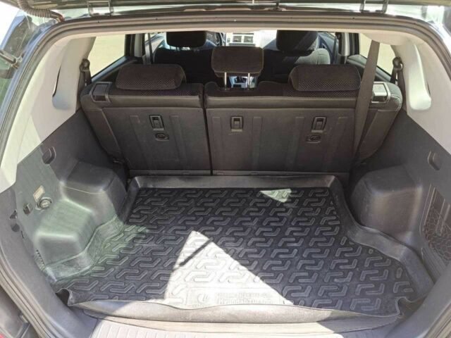 Зелений Хендай Туксон, об'ємом двигуна 2 л та пробігом 203 тис. км за 7200 $, фото 9 на Automoto.ua