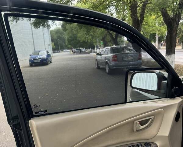 Хендай Туксон 2007 в Измаиле на Automoto.ua Зеленый Хендай Туксон, объемом двигателя 1.98 л и пробегом 124 тыс. км за 8700 $, фото 12 на Automoto.ua