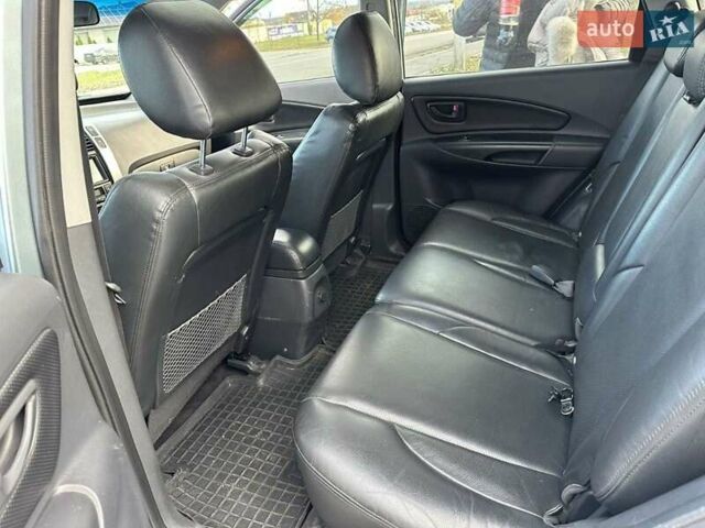 Зеленый Хендай Туксон, объемом двигателя 1.98 л и пробегом 168 тыс. км за 8800 $, фото 36 на Automoto.ua