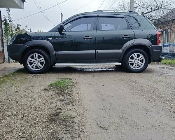Зеленый Хендай Туксон, объемом двигателя 2 л и пробегом 108 тыс. км за 8700 $, фото 43 на Automoto.ua