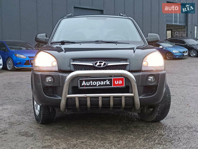 Зеленый Хендай Туксон, объемом двигателя 2 л и пробегом 223 тыс. км за 7290 $, фото 1 на Automoto.ua