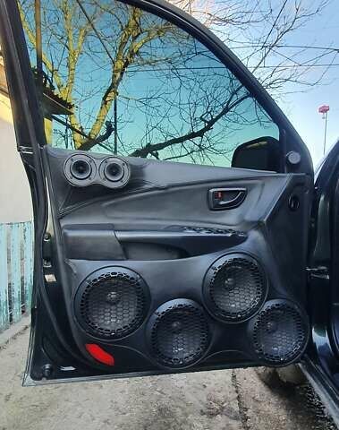 Зеленый Хендай Туксон, объемом двигателя 2 л и пробегом 115 тыс. км за 8500 $, фото 71 на Automoto.ua