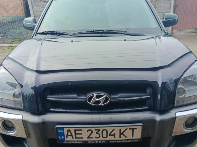 Зеленый Хендай Туксон, объемом двигателя 2 л и пробегом 108 тыс. км за 8750 $, фото 12 на Automoto.ua