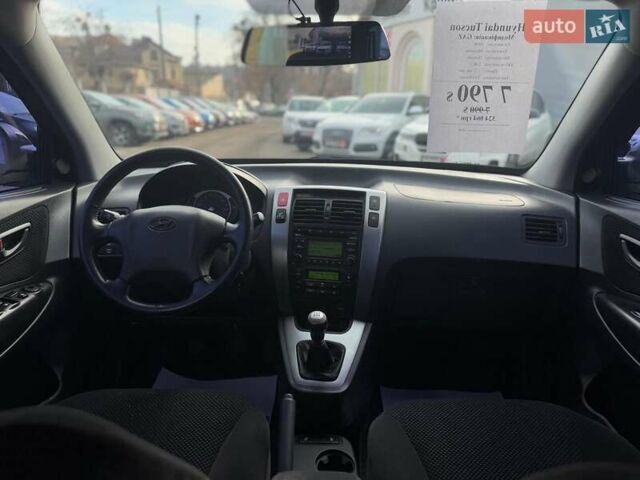 Зеленый Хендай Туксон, объемом двигателя 2 л и пробегом 132 тыс. км за 7490 $, фото 26 на Automoto.ua
