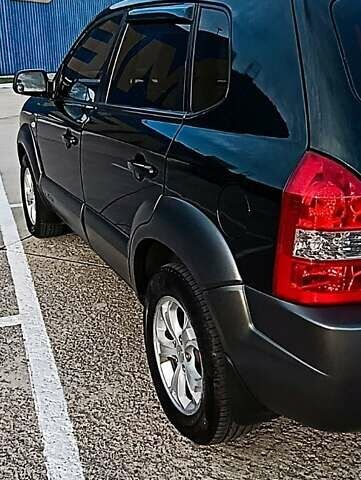 Хендай Туксон 2008 в Одессе на Automoto.ua Зеленый Хендай Туксон, объемом двигателя 2.66 л и пробегом 197 тыс. км за 8800 $, фото 29 на Automoto.ua