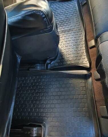 Зеленый Хендай Туксон, объемом двигателя 2 л и пробегом 115 тыс. км за 8500 $, фото 73 на Automoto.ua