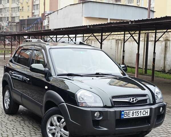 Зеленый Хендай Туксон, объемом двигателя 1.98 л и пробегом 178 тыс. км за 8900 $, фото 28 на Automoto.ua