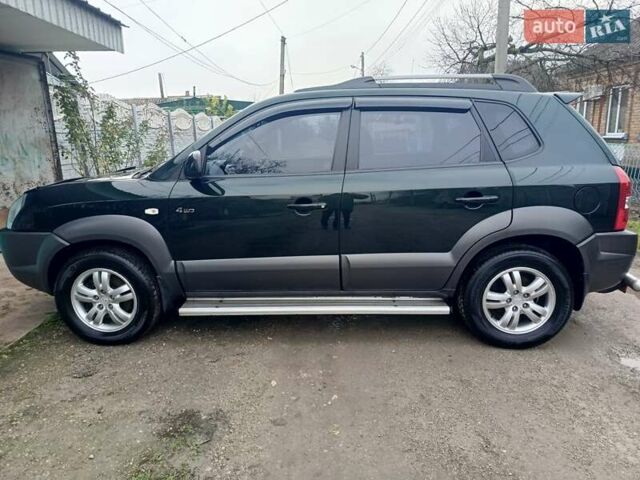 Зеленый Хендай Туксон, объемом двигателя 2 л и пробегом 108 тыс. км за 8700 $, фото 8 на Automoto.ua