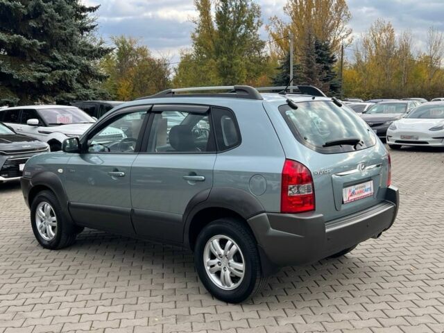 Хендай Туксон 2008 в Кривом Роге на Automoto.ua Зеленый Хендай Туксон, объемом двигателя 2 л и пробегом 48 тыс. км за 11800 $, фото 3 на Automoto.ua