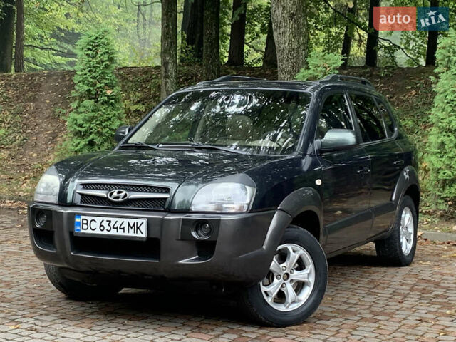 Зеленый Хендай Туксон, объемом двигателя 1.98 л и пробегом 230 тыс. км за 7999 $, фото 8 на Automoto.ua