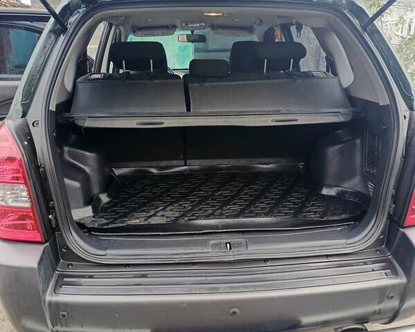 Зеленый Хендай Туксон, объемом двигателя 2 л и пробегом 108 тыс. км за 8700 $, фото 27 на Automoto.ua