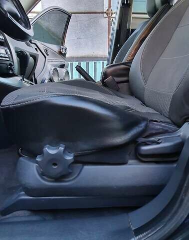 Зеленый Хендай Туксон, объемом двигателя 2 л и пробегом 115 тыс. км за 8500 $, фото 44 на Automoto.ua