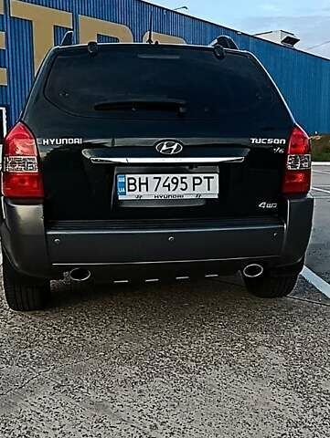 Хендай Туксон 2008 в Одессе на Automoto.ua Зеленый Хендай Туксон, объемом двигателя 2.66 л и пробегом 197 тыс. км за 8800 $, фото 14 на Automoto.ua