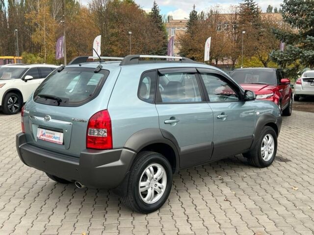 Хендай Туксон 2008 в Кривом Роге на Automoto.ua Зеленый Хендай Туксон, объемом двигателя 2 л и пробегом 48 тыс. км за 11800 $, фото 5 на Automoto.ua